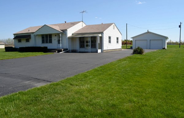 Real Estate & Personal Property Auction - 3BR Country Home on 1 Acre, Housewares, Tools, Antiques